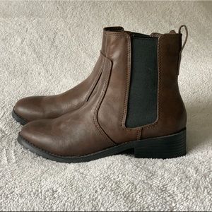 H&M Chelsea Boot